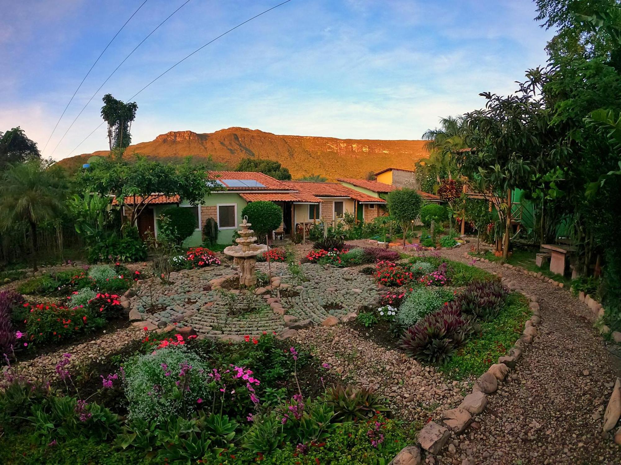 Pousada E Hostel Pe No Mato Вали-ду-Капан Экстерьер фото